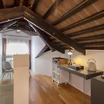 Ca' Della Scimmia - Rialto - *