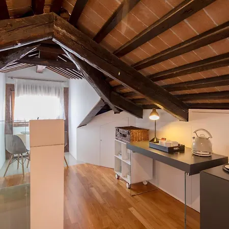 Apartment Ca' Della Scimmia - Rialto Bridge,