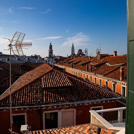 Ca' Della Scimmia - Rialto - * Venise