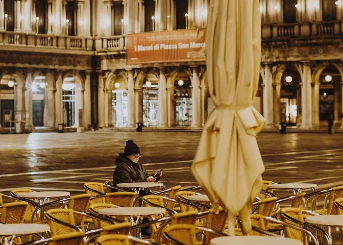 Ca' Della Scimmia - Rialto - *