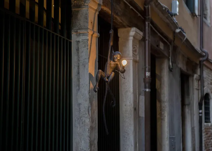 Ca' Della Scimmia - Rialto - * Wenecja