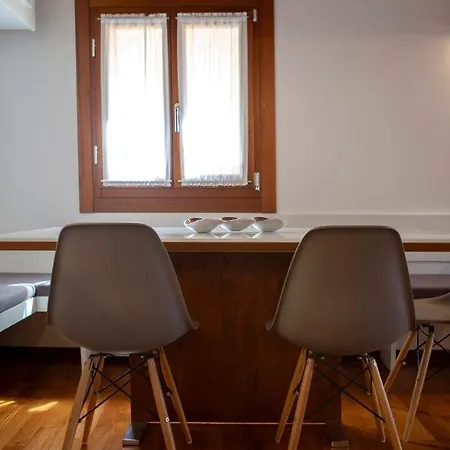 Apartmán Ca' Della Scimmia - Rialto - *