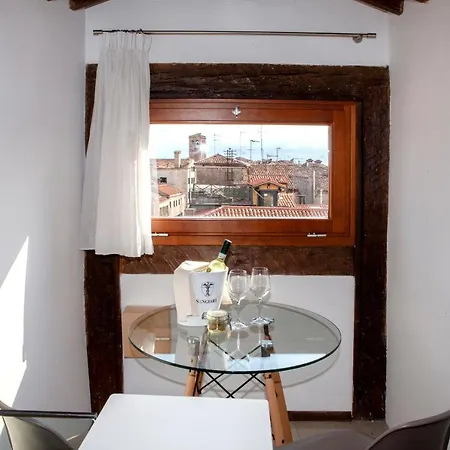 Ca' Della Scimmia - Rialto - Apartmán