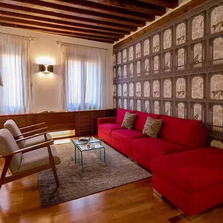 Ca' Della Scimmia - Rialto - * Benátky