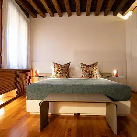 Ca' Della Scimmia - Rialto - *