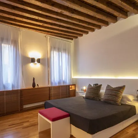 Ca' Della Scimmia - Rialto - Benátky